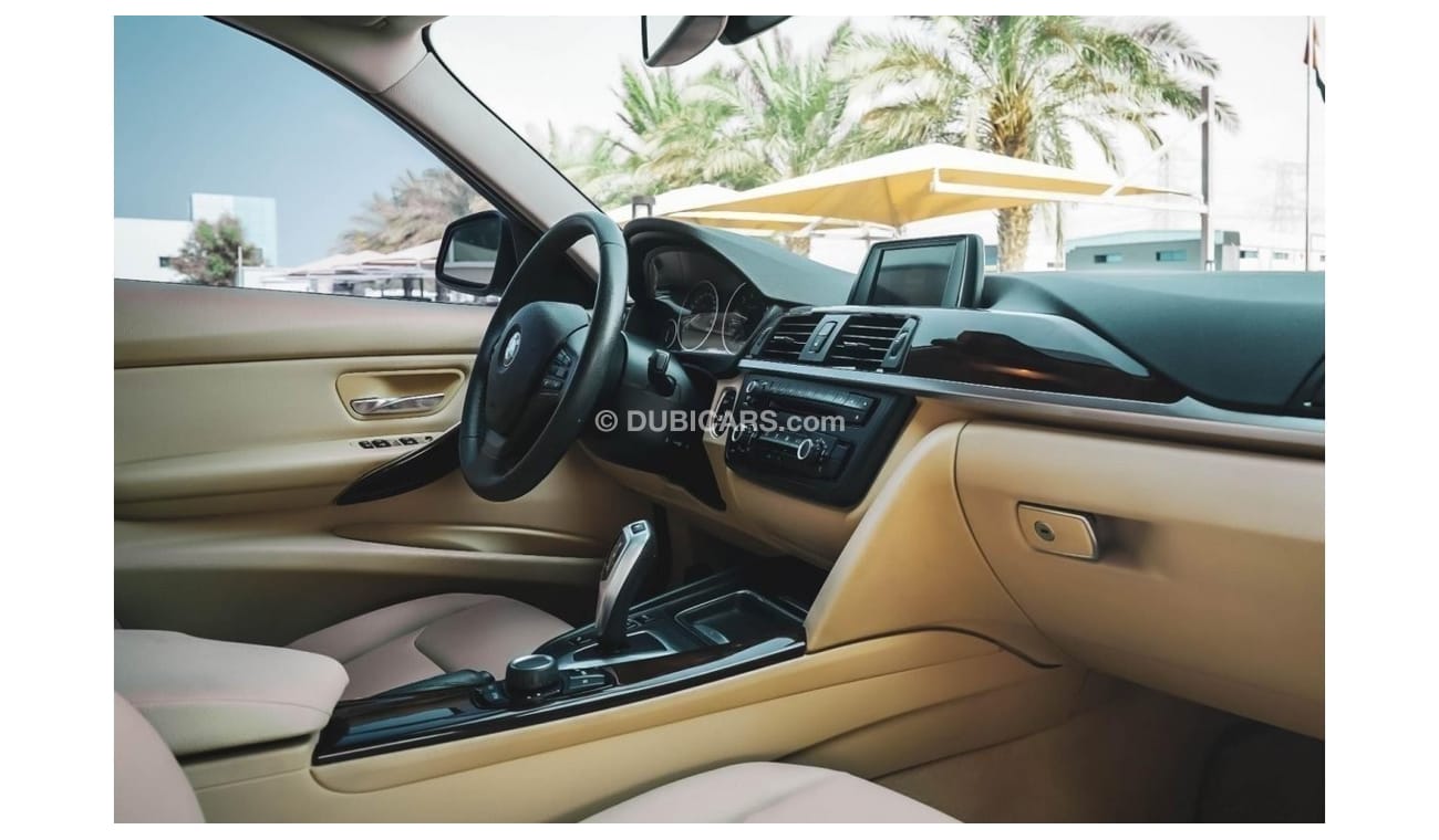 بي أم دبليو 320 اكسكلوسيف