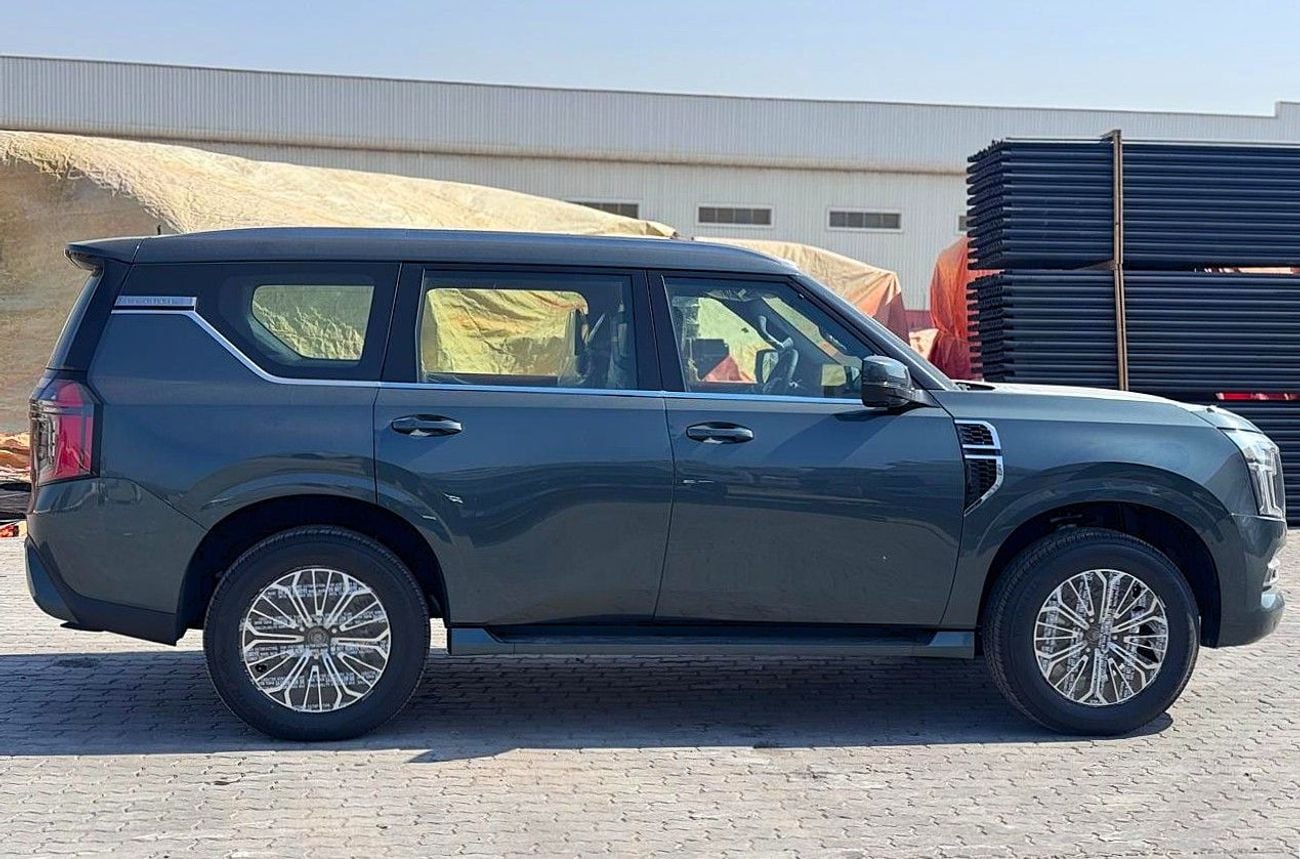 Nissan Patrol Nissan Patrol SE PLATINUM CITY  3.8L Petrol 4WD Gcc  Green insid red 2026 Model