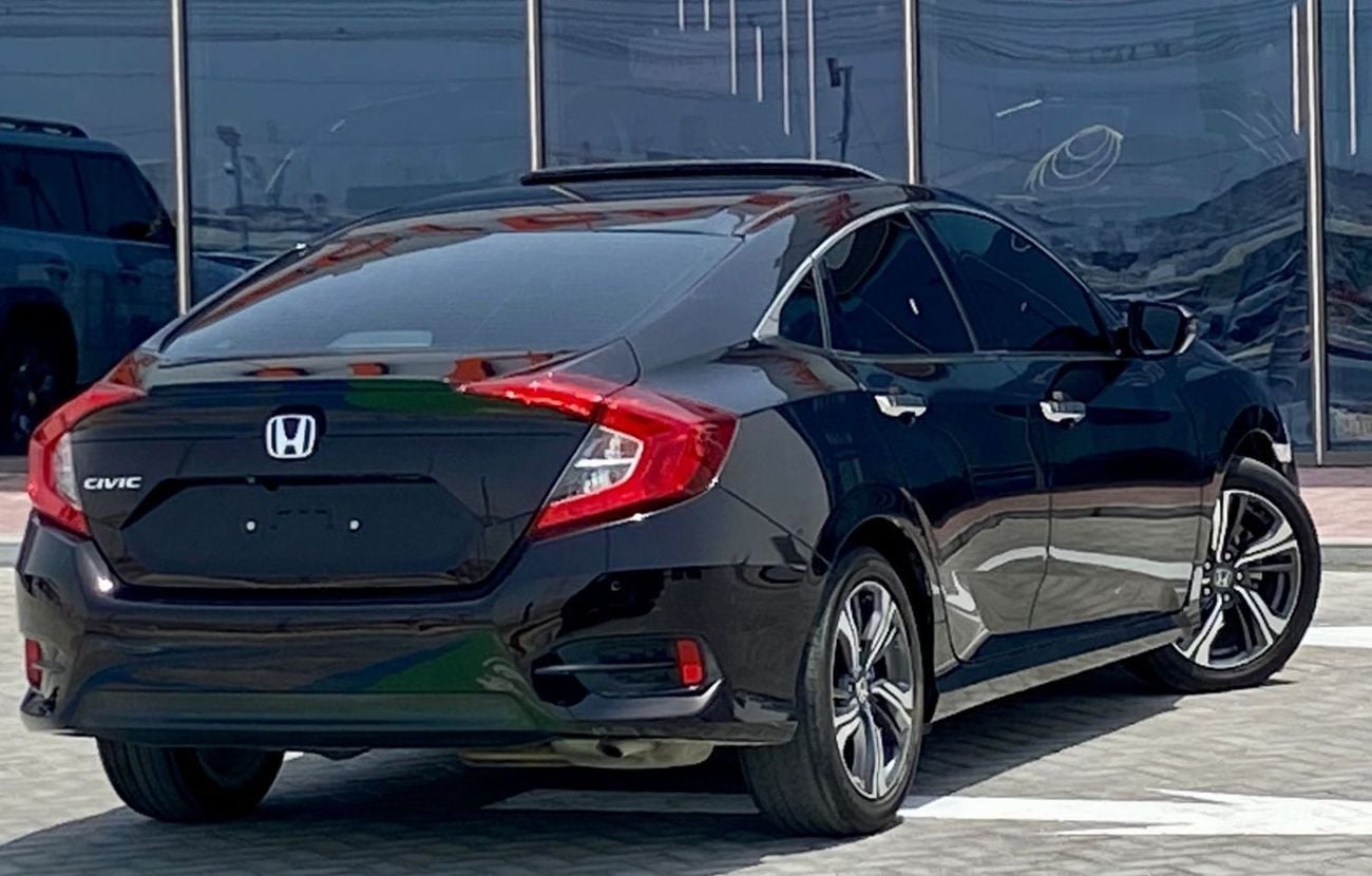 Honda Civic LX Sport 1.6L 830/-Monthly l GCC l Sunroof, Cruise, Camera l Accident Free