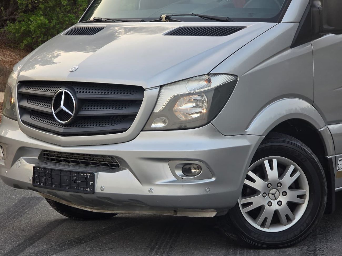 Mercedes-Benz Sprinter MERCEDES SPRINTER 2015 GCC  // VIP SEATS // GOOD CONDITION // TV // FULL OPITION