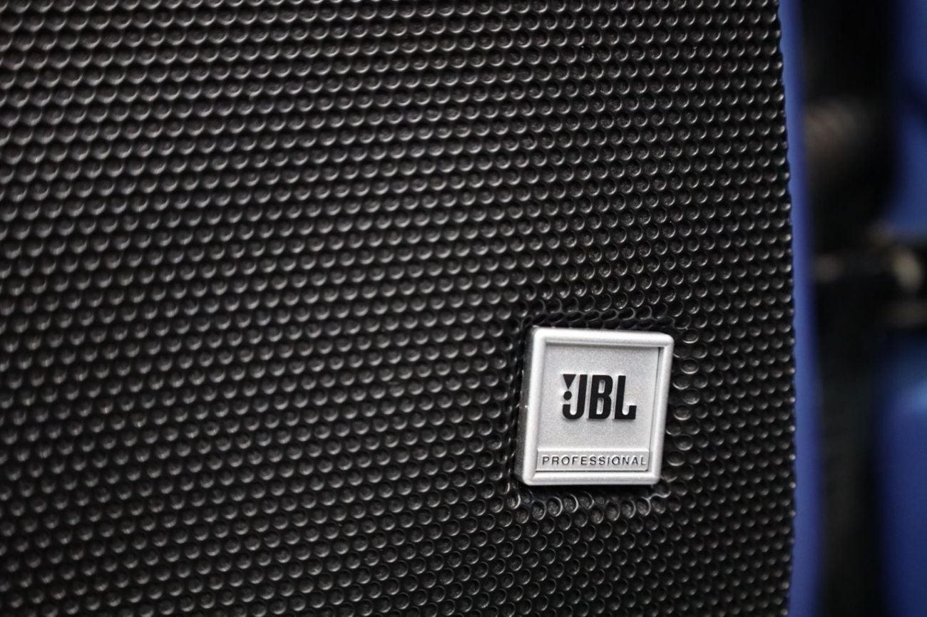 فيراري SF90 ستراديل SPIDER JBL Audio, Carbon Fiber Interior, ADAS Full Pack, Dealer Service Package!!