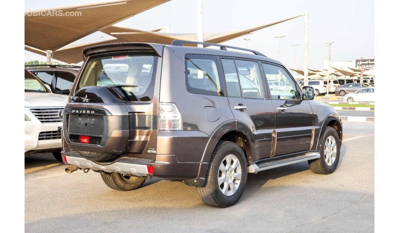 Mitsubishi Pajero GLS