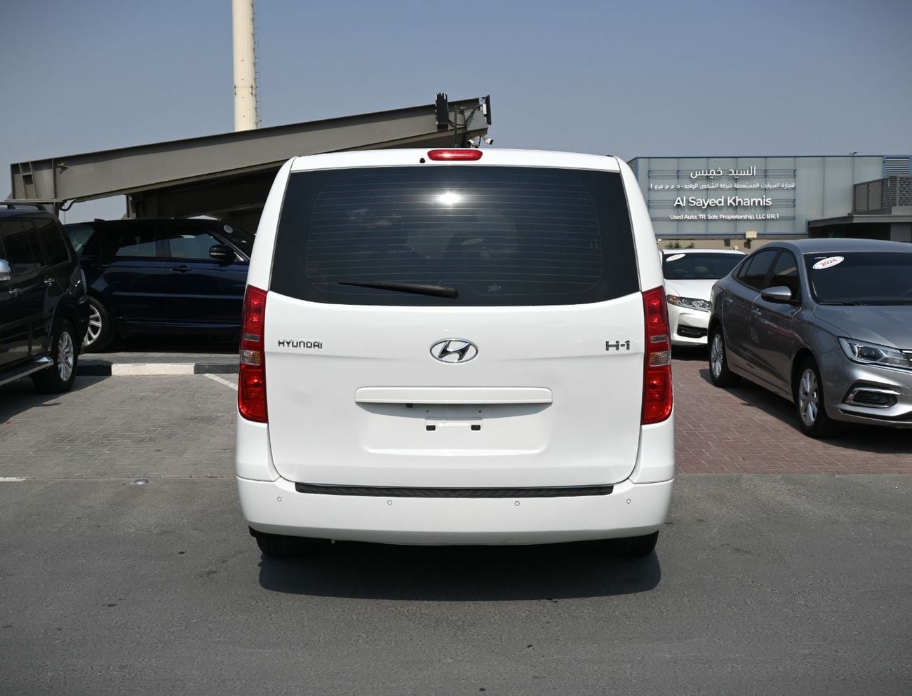 Hyundai H-1 GL