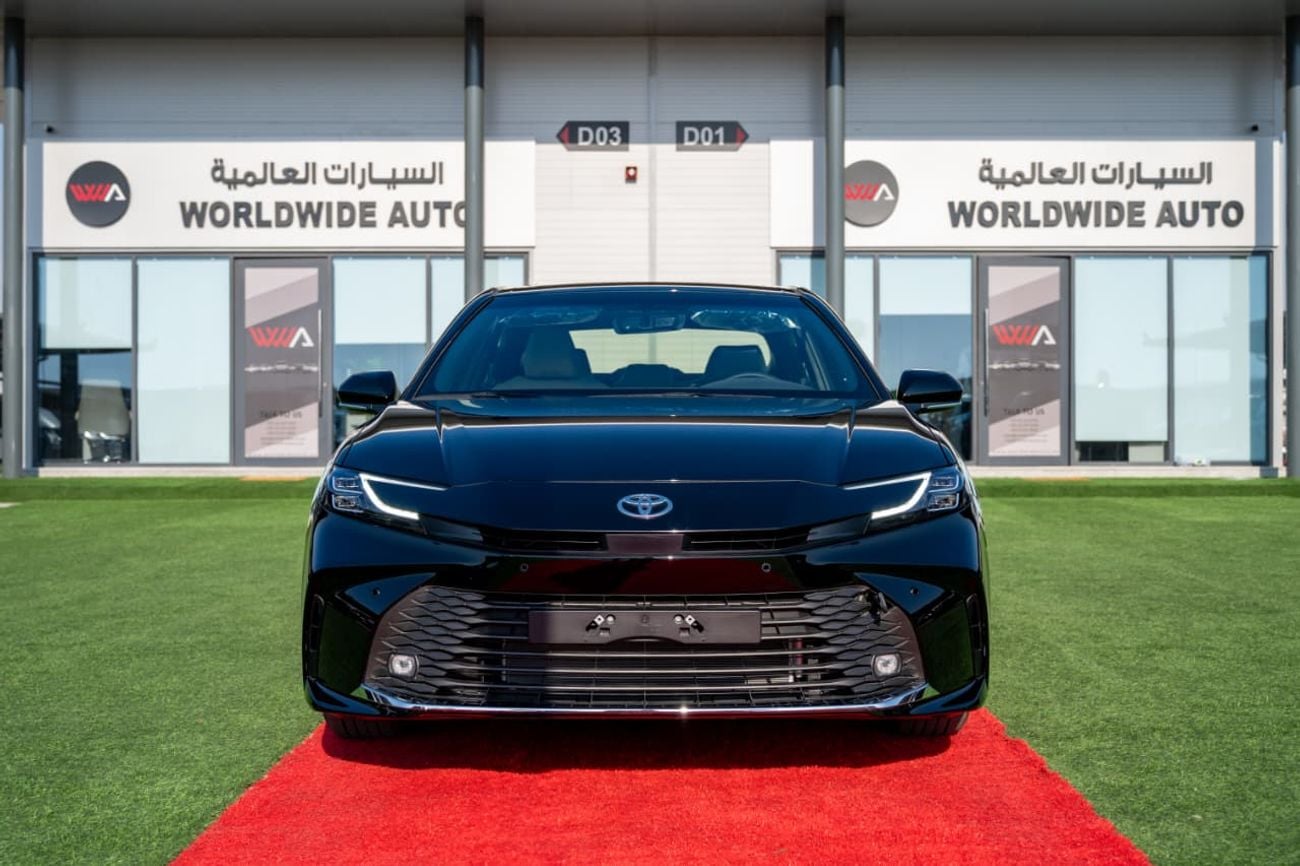 تويوتا كامري LE