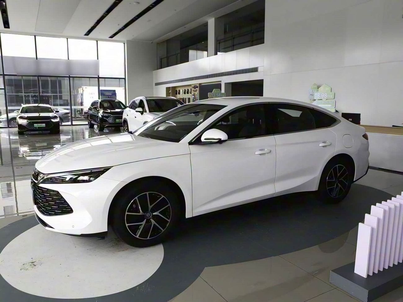 بي واي دي كين ال دي ام-اي 80KM SUPERIOR EDITION | 2024 | Ready Stock Limited QTY | For Local Registration +10%