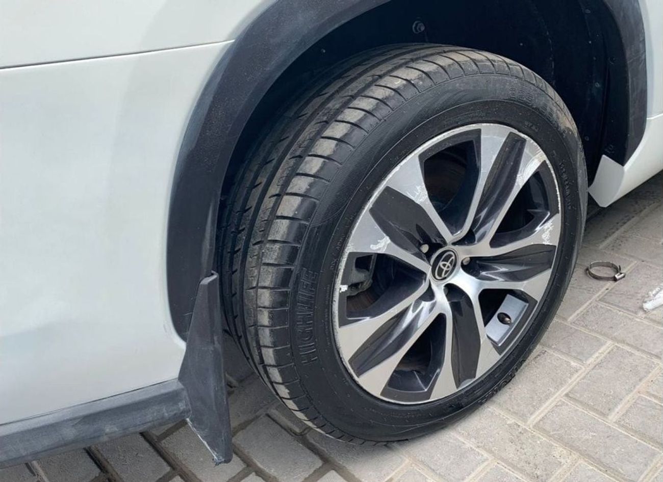 Toyota Highlander Petrol 3.5 Liter Right Hand Drive Automatic TV With Back Camera