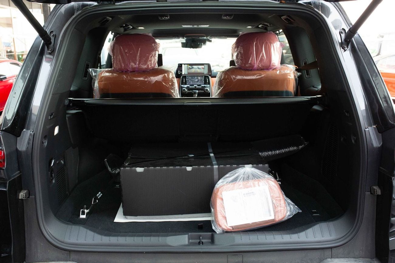 Lexus LX600 VIP