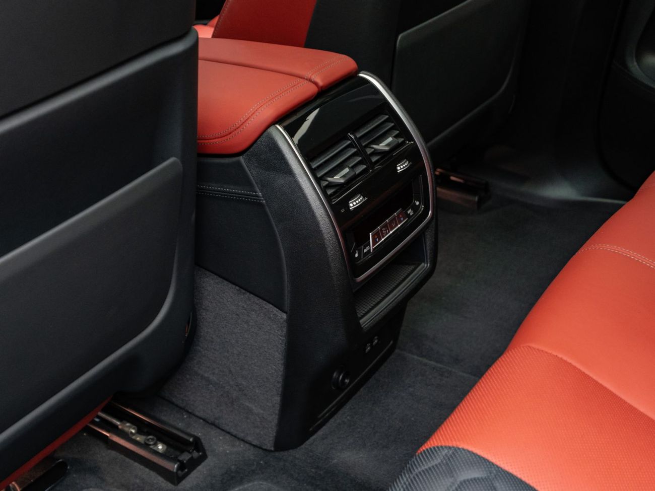 BMW X5 M COMPETITION BUY NOW, PAY 2027 | THE BLACKLINE STANDARD | 2030 BMW Warranty + Service, GCC