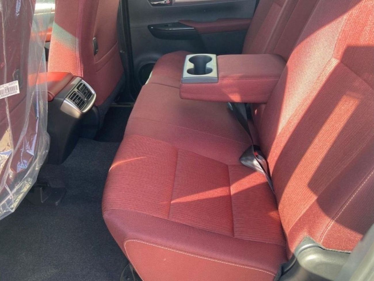 تويوتا هيلوكس 2023 Toyota Hilux 2700cc Full Option Automatic With Rear Camera Zero KM