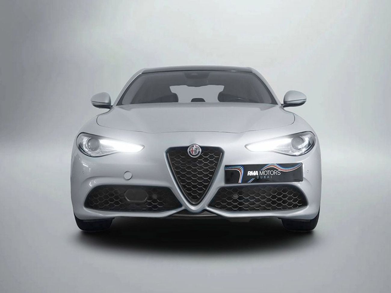 ألفا روميو جوليا Veloce 2.0L RWD