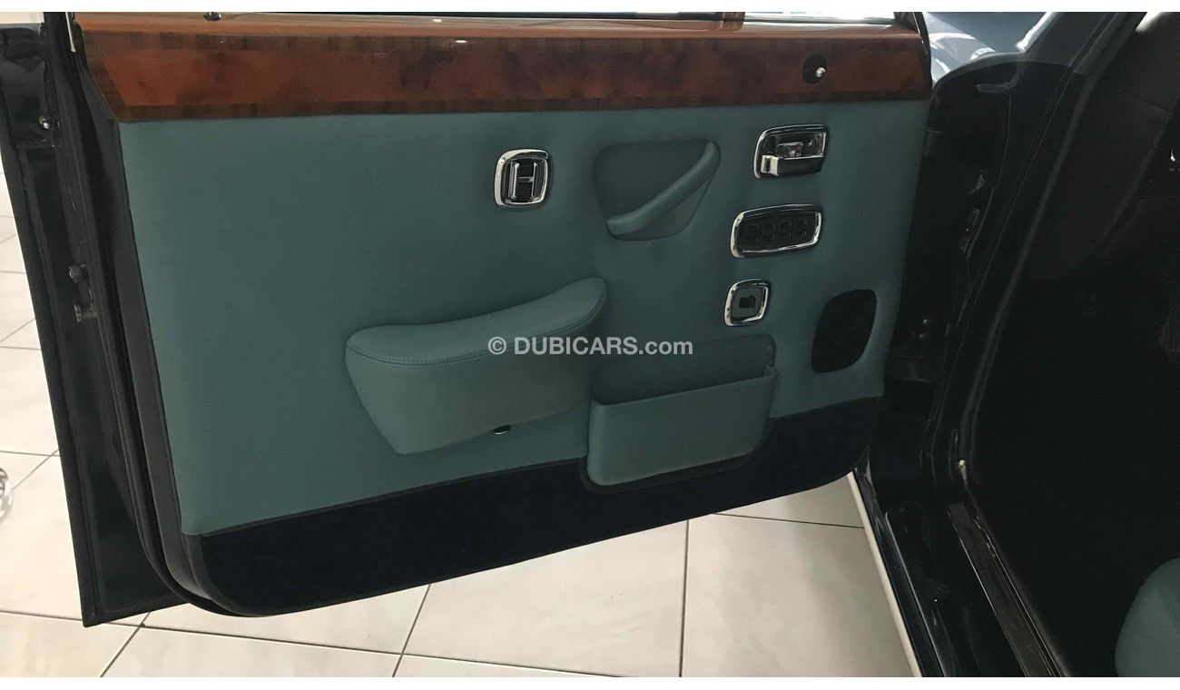 Rolls-Royce Silver Shadow