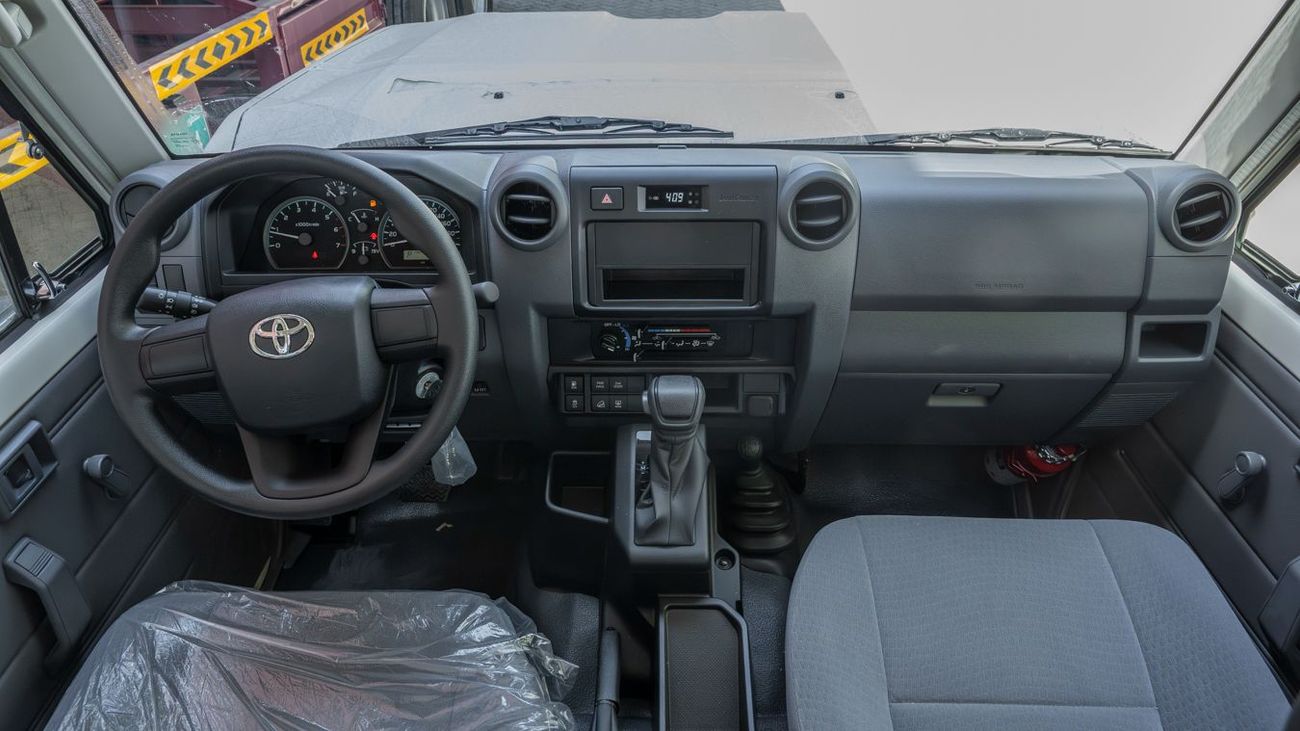 Toyota Land Cruiser 70 LC 78 HARDTOP 4.0L MT TOYOTA LANDCRUISER78 HARDTOP 4.0 AT -2026YM