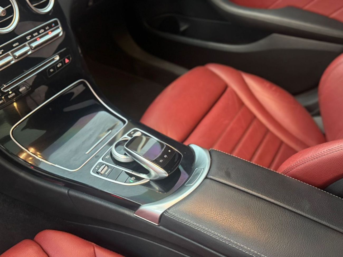 Mercedes-Benz C 200 MERCEDES C200 V4 GCC