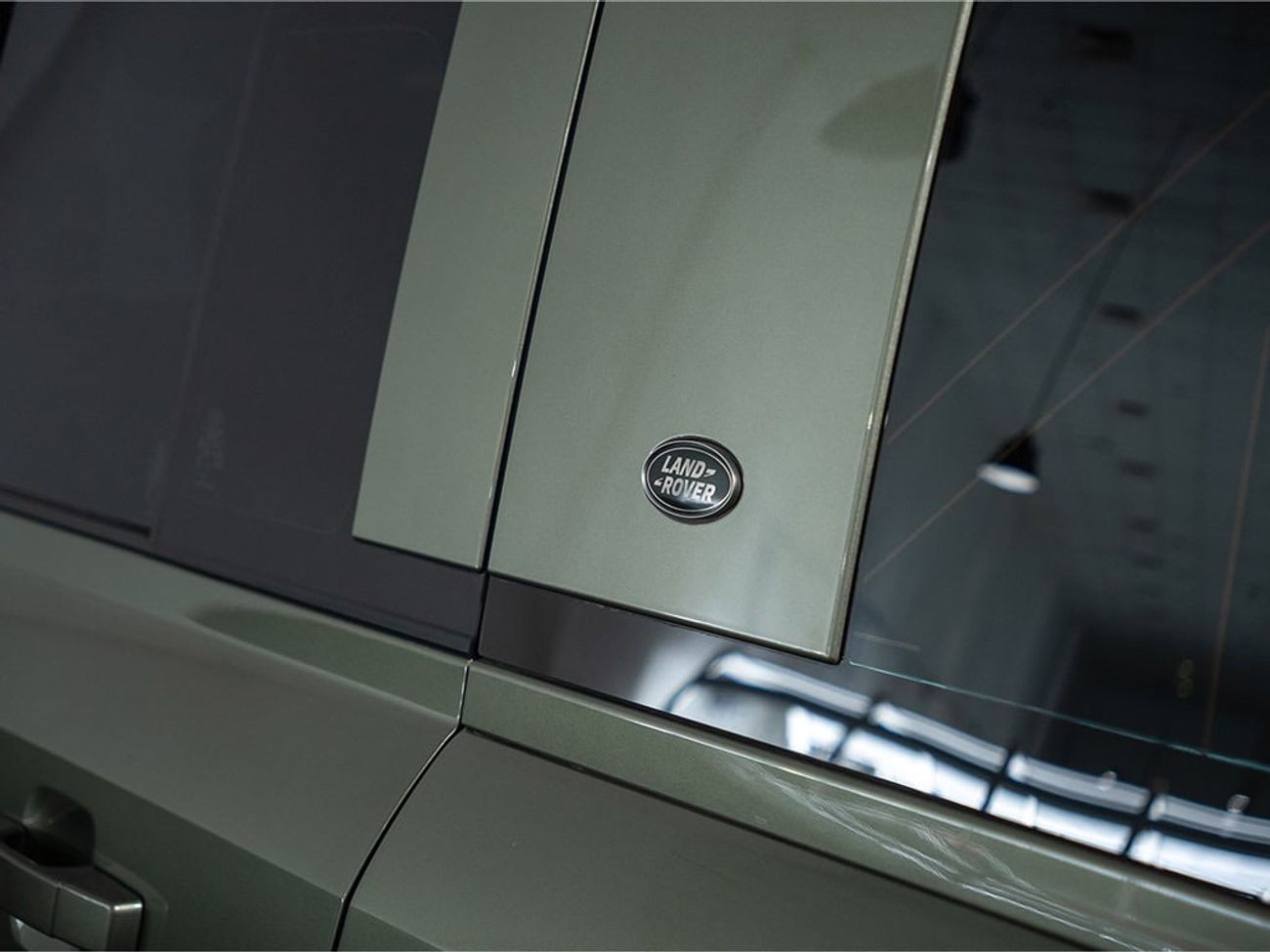 لاند روفر ديفندر 2024 Land Rover Defender 110 P400 HSE / Land Rover Warranty & Service Contract