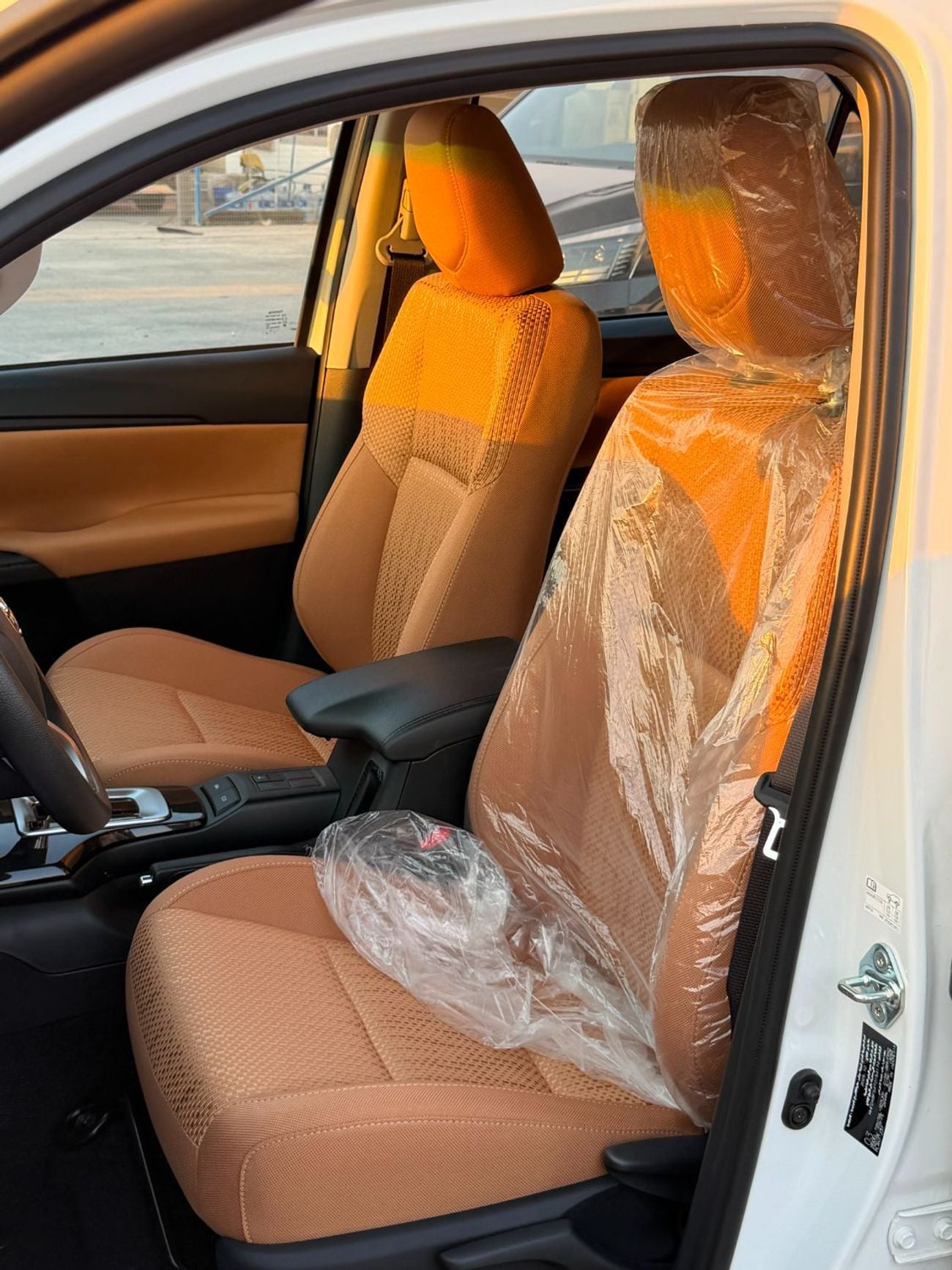 Toyota Fortuner SR5 2.7L PETROL A/T 7 SEATER