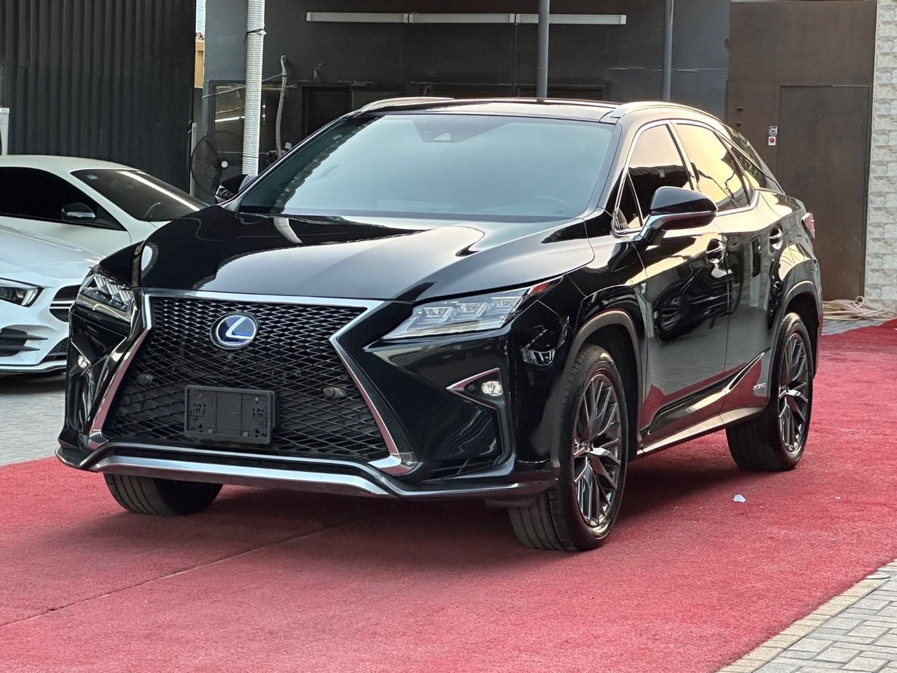 لكزس RX450h F-SPORT