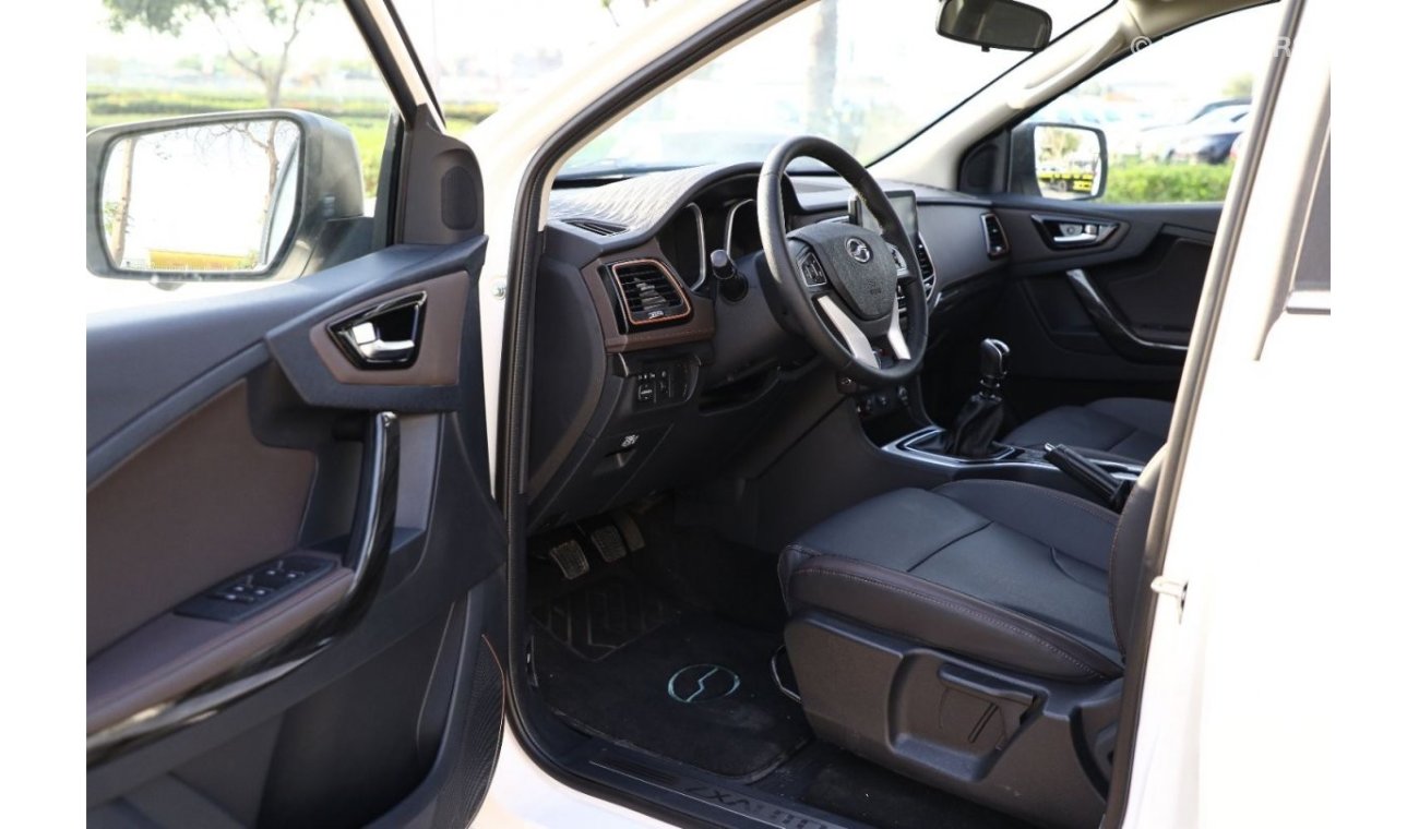 ZX Terralord 2023 ZXAUTO Terralord PUP 4×4 DC 2.4T SprLux - White inside black and brown | Export Only