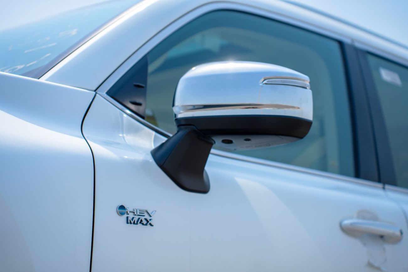 تويوتا لاند كروزر تويوتا لاند كروزر VXR 2025 هجين 3.5 لتر