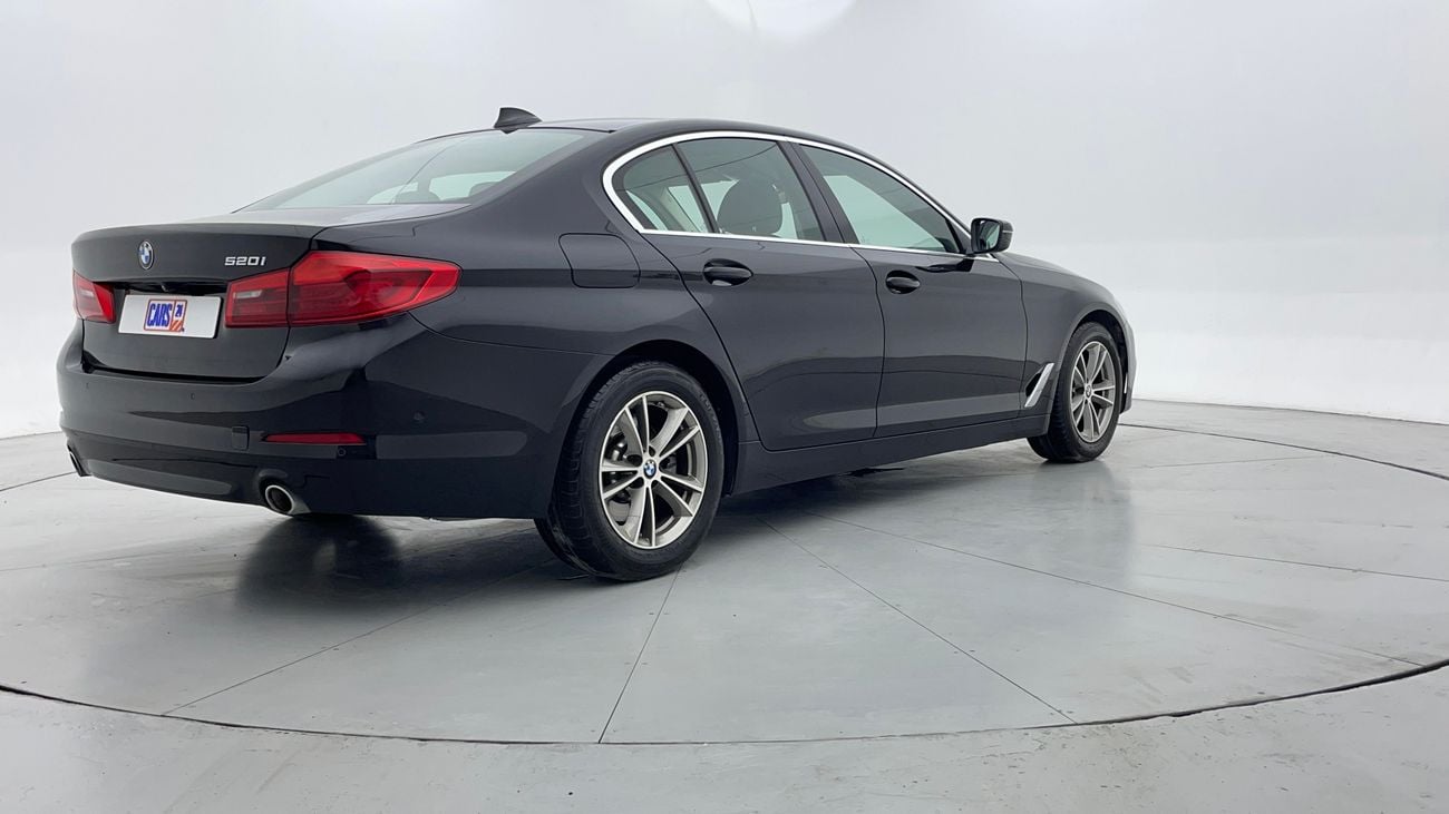 BMW 520i EXCLUSIVE 2 | Zero Down Payment | Home Test Drive