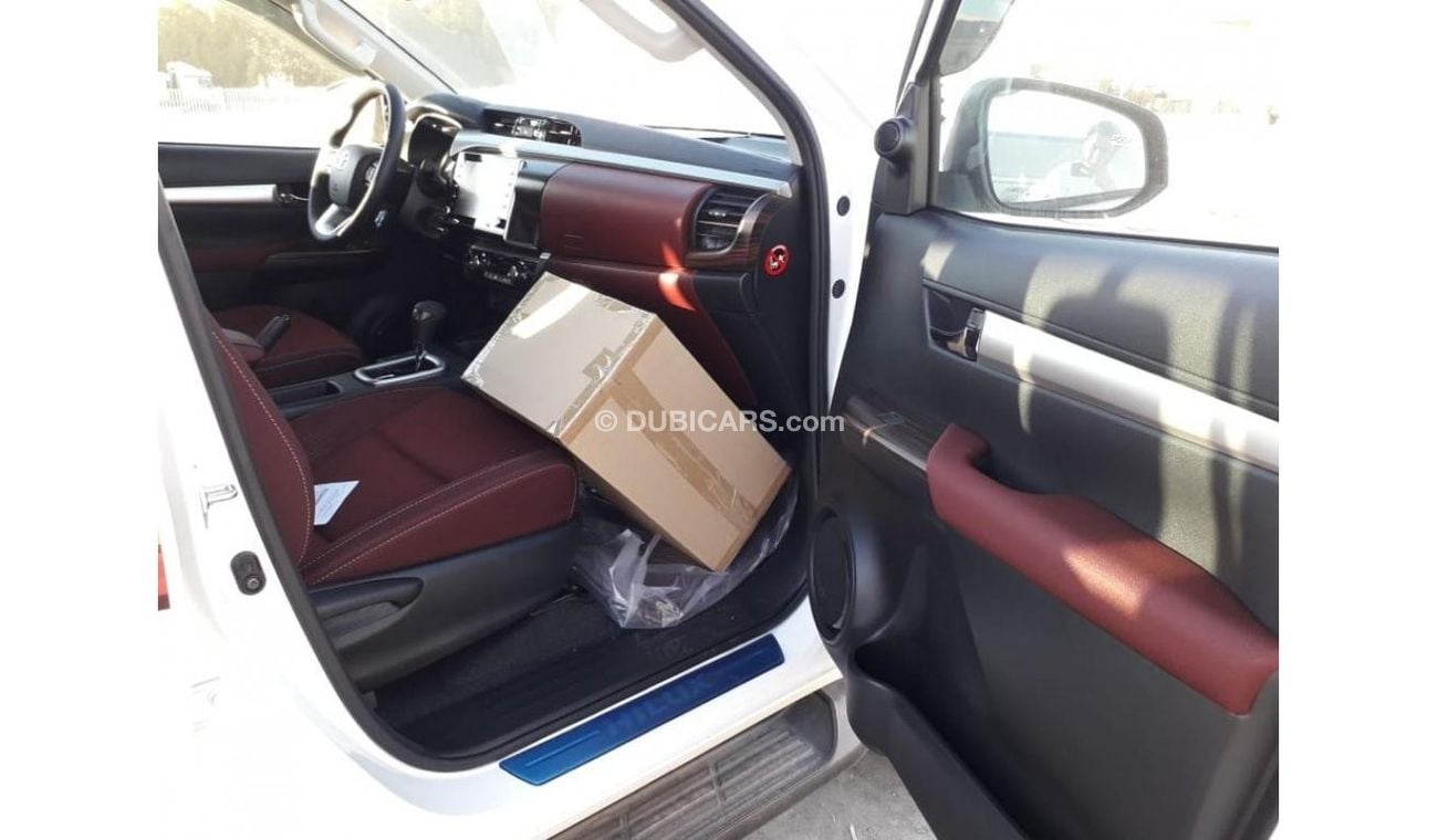 تويوتا هيلوكس Toyota Hilux 4x4 Double Cabin 2.4L Diesel AT full option 2022YM