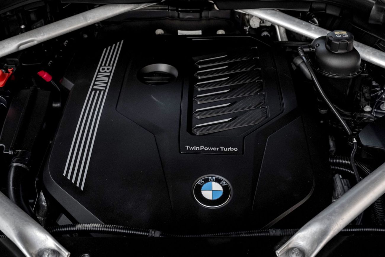 بي أم دبليو X5 xDrive40i M Sport | 3,329 P.M  | 0% Downpayment | BMW X5 xDrive40i | M-Kit!