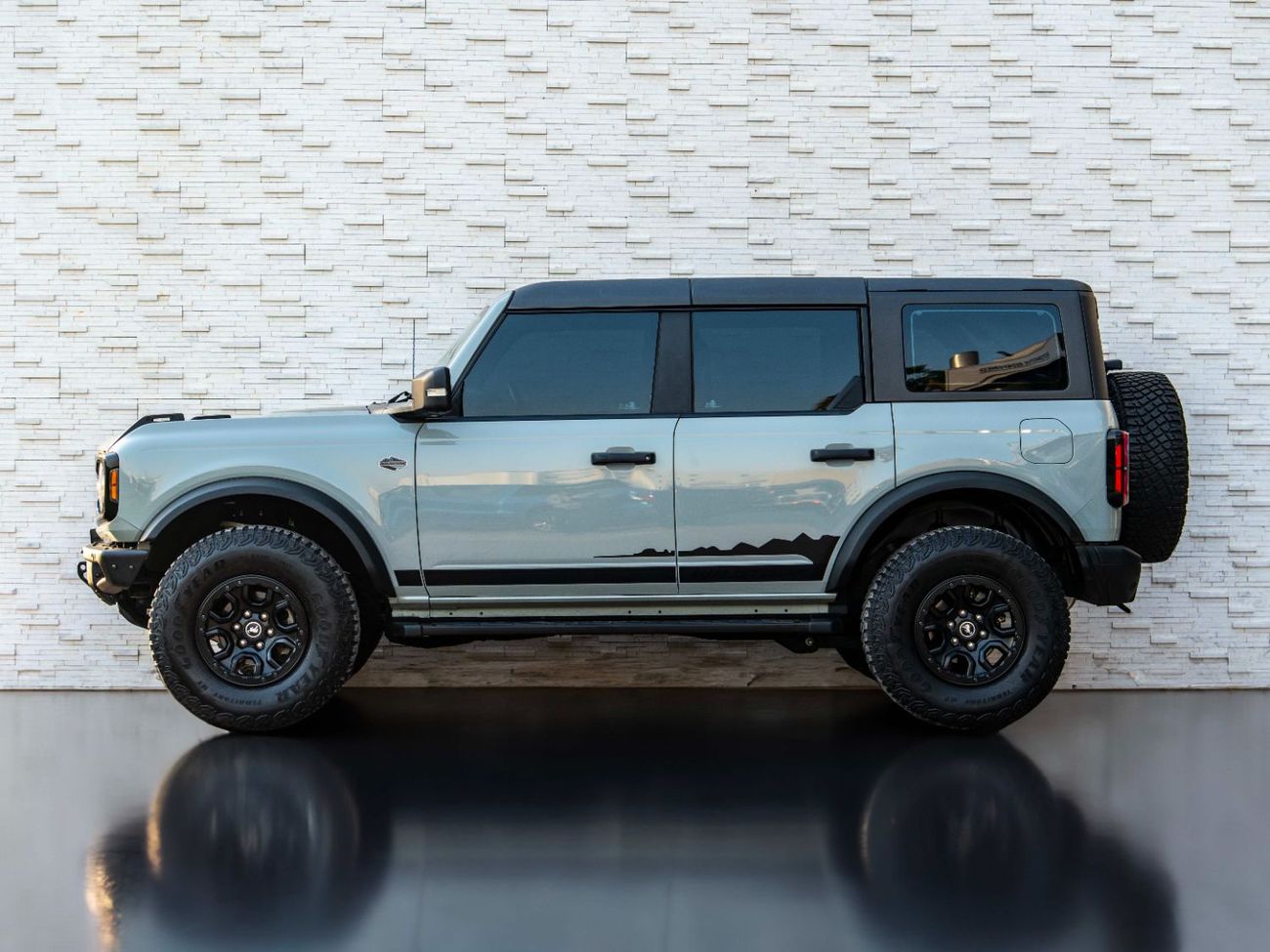 فورد برونكو Wildtrak 2.7L (5 Seater)