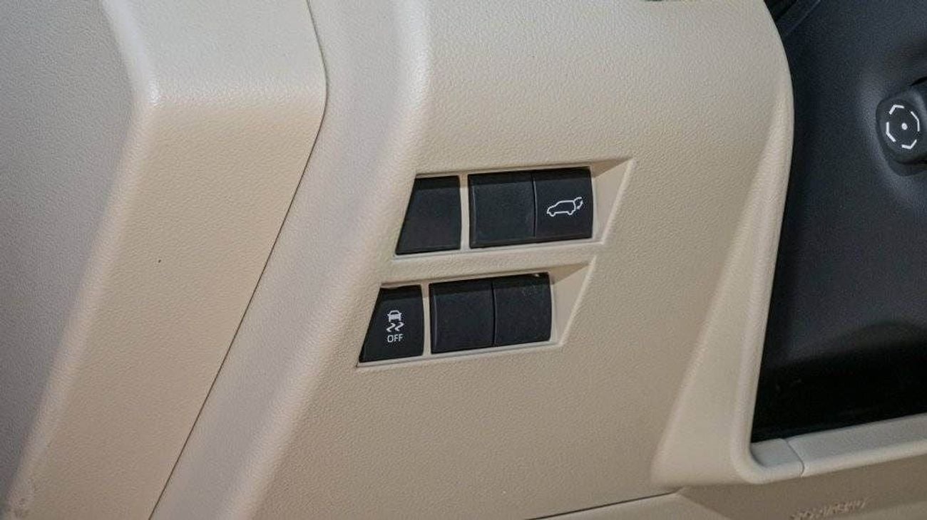 تويوتا لاند كروزر VXR 3.3L