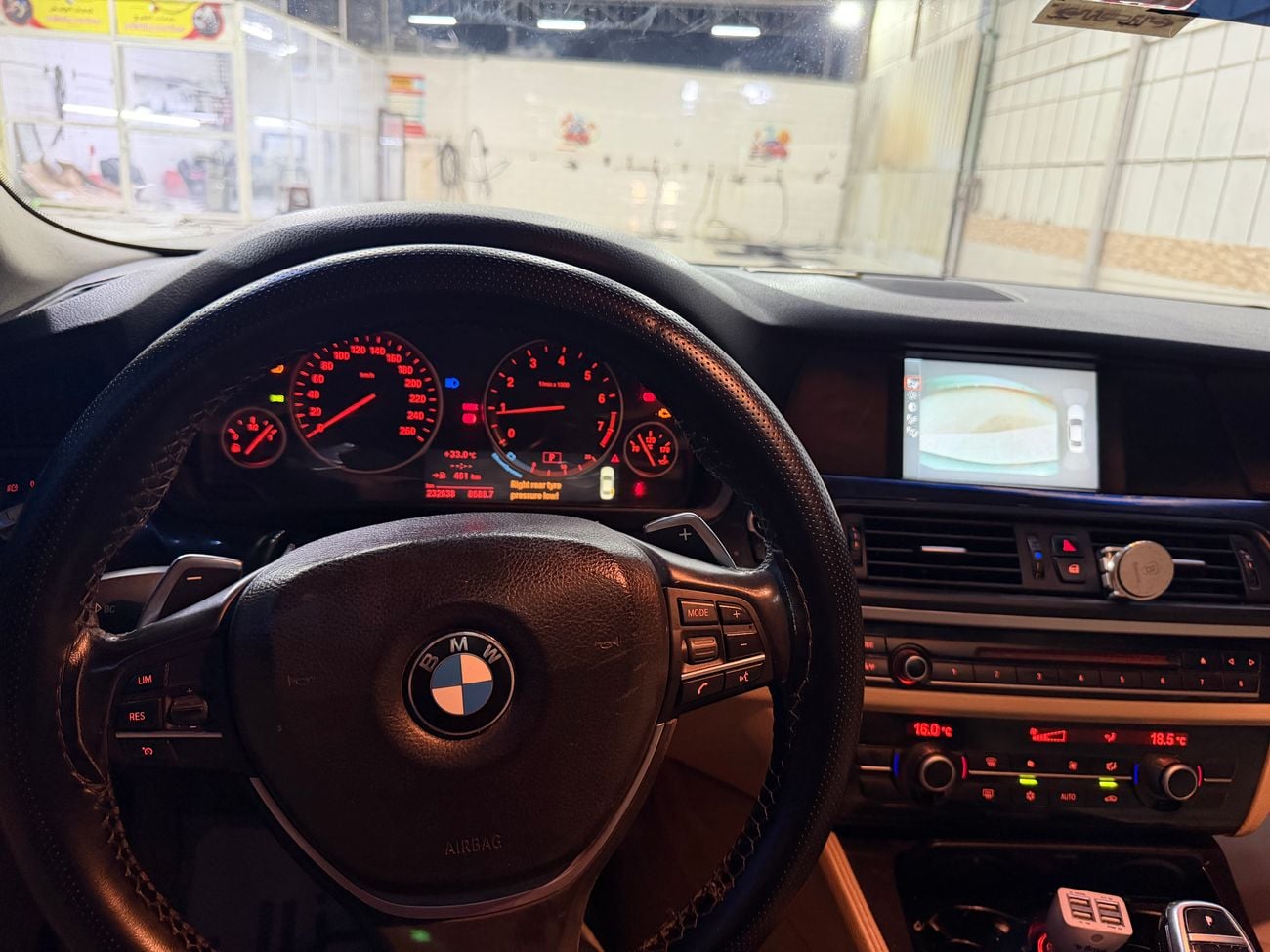 BMW 520i