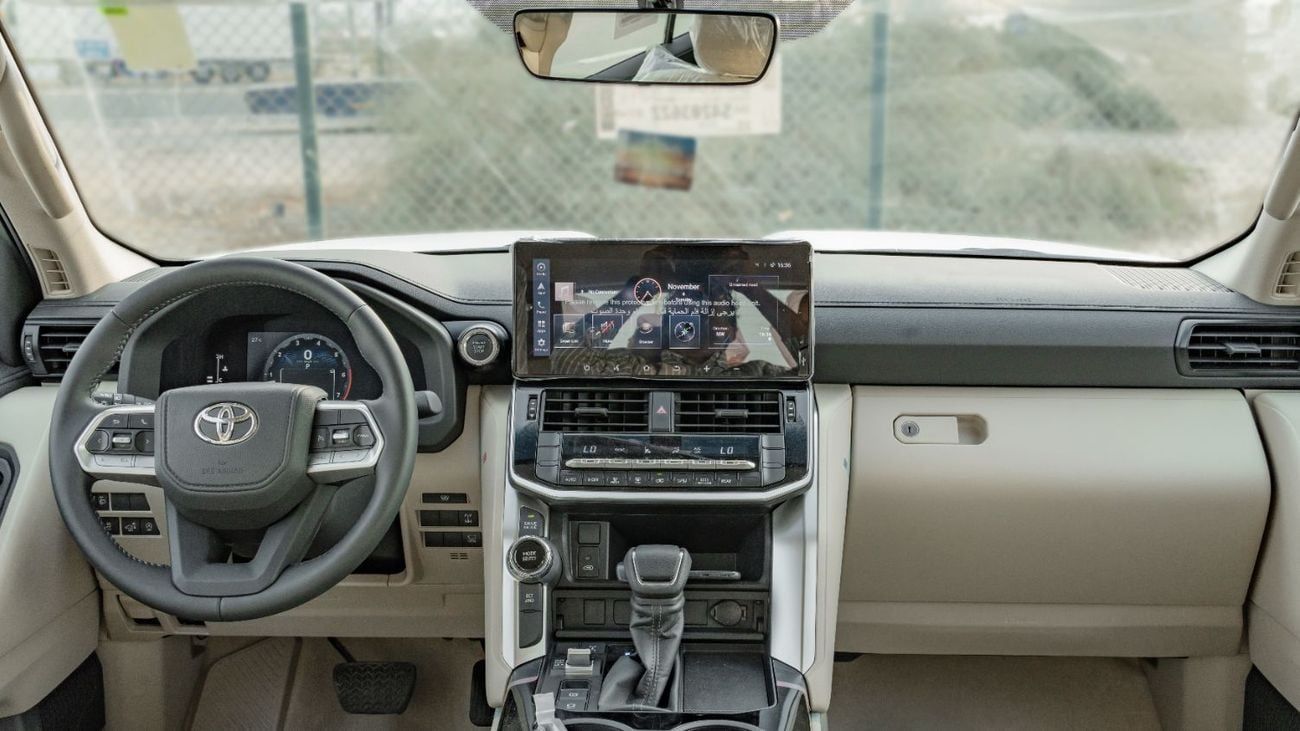 Toyota Land Cruiser 2025 Toyota Land Cruiser GXR 3.5L AT Petrol (With Sunroof) (White-Beige)