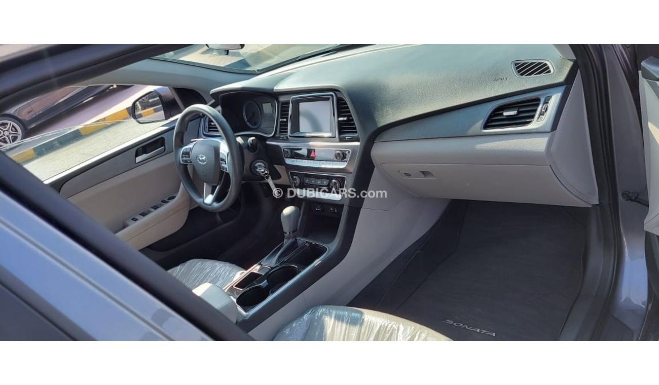 Hyundai Sonata GL Very clean car