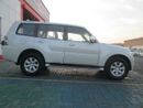Mitsubishi Pajero GLS Base 3.5L (7 Seater)