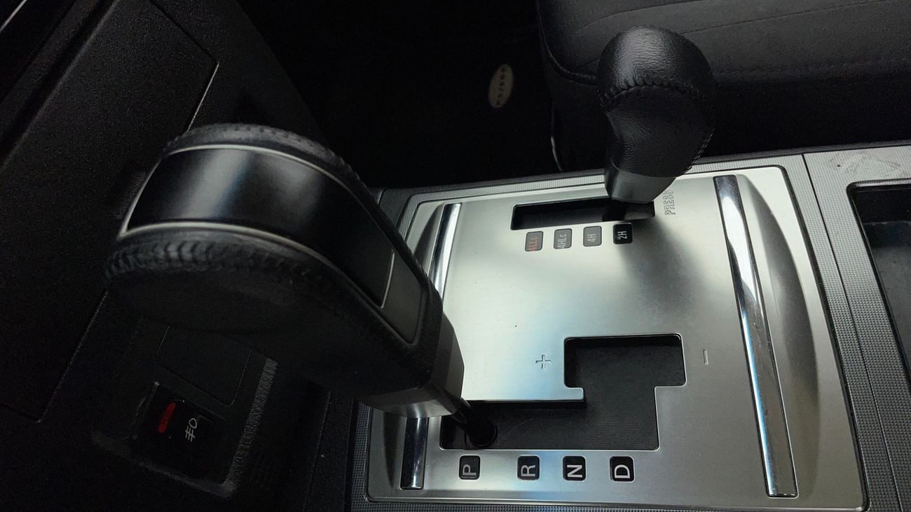 ميتسوبيشي باجيرو GLS MIDLINE 3 | بدون دفعة مقدمة | اختبار القيادة في المنزل