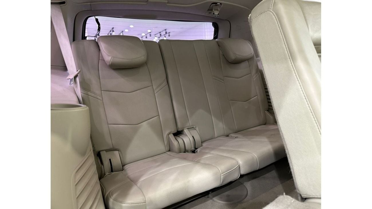 كاديلاك إسكالاد بلاتينوم 2017 Cadillac Escalade 7 Seater, Warranty, Service History, Full Options, GCC