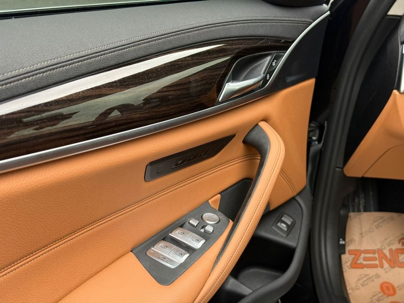 BMW 520i Middle East Edition 2.0L Middle East Edition 2.0T