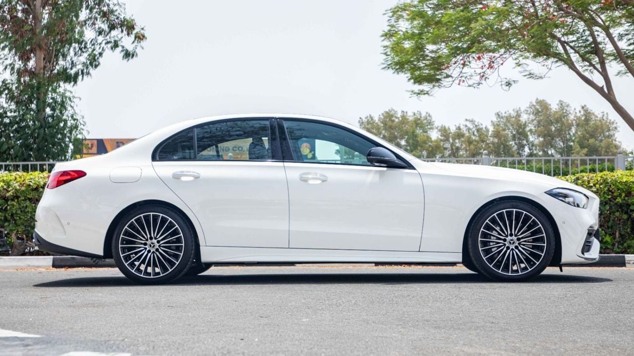 مرسيدس بنز C 200 AMG Night Package | 2026 | 5 Years Warranty | GCC Specs  For Local Registration +10%