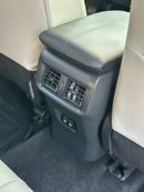 Toyota RAV4 XLE premium 2.5L Full option