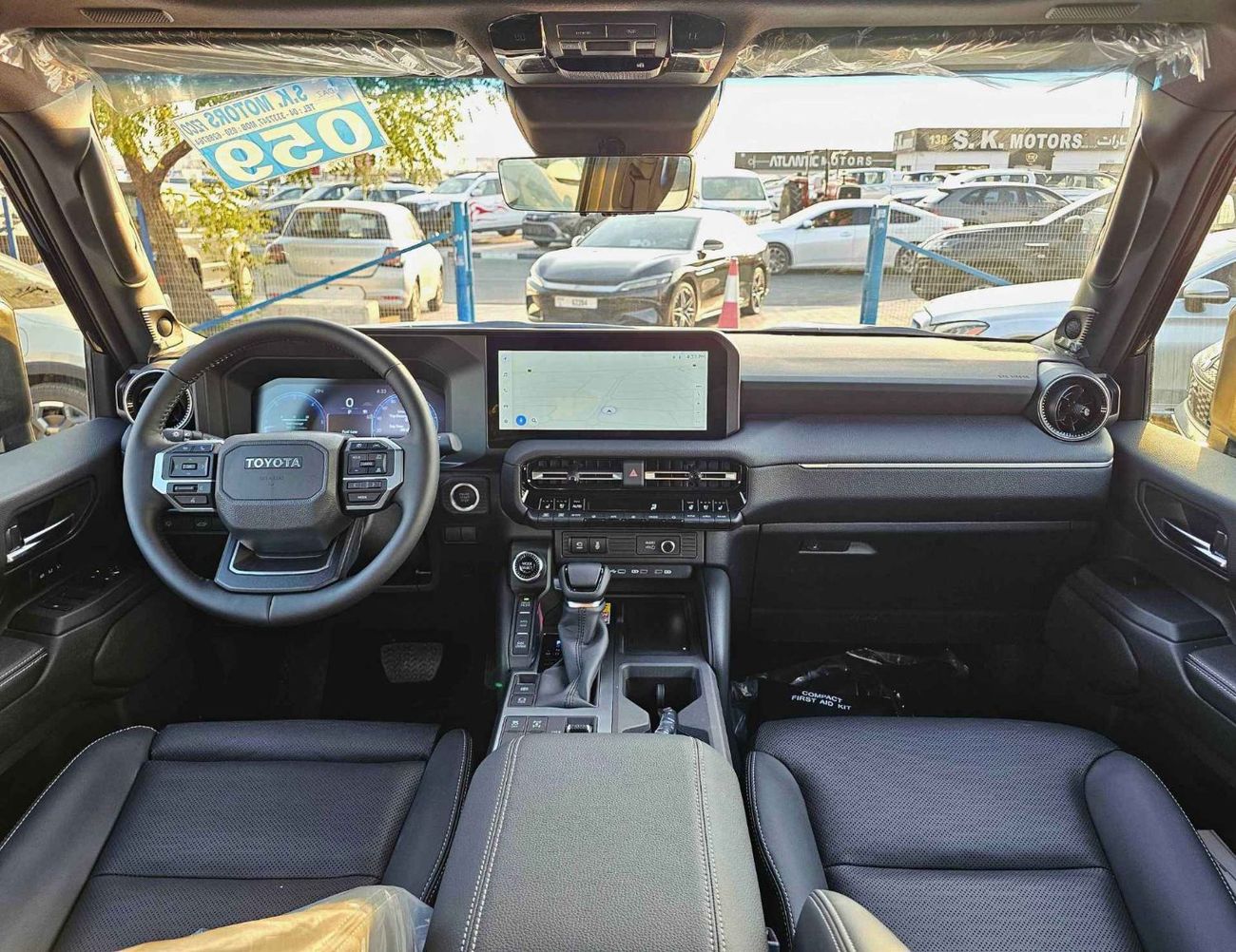 تويوتا برادو TURBO LUXURY / 2.8L DIESEL / RADAR / LEATHER WITH MEMORY SEATS / AVS SIDE MOULDING (CODE # PDLX2)