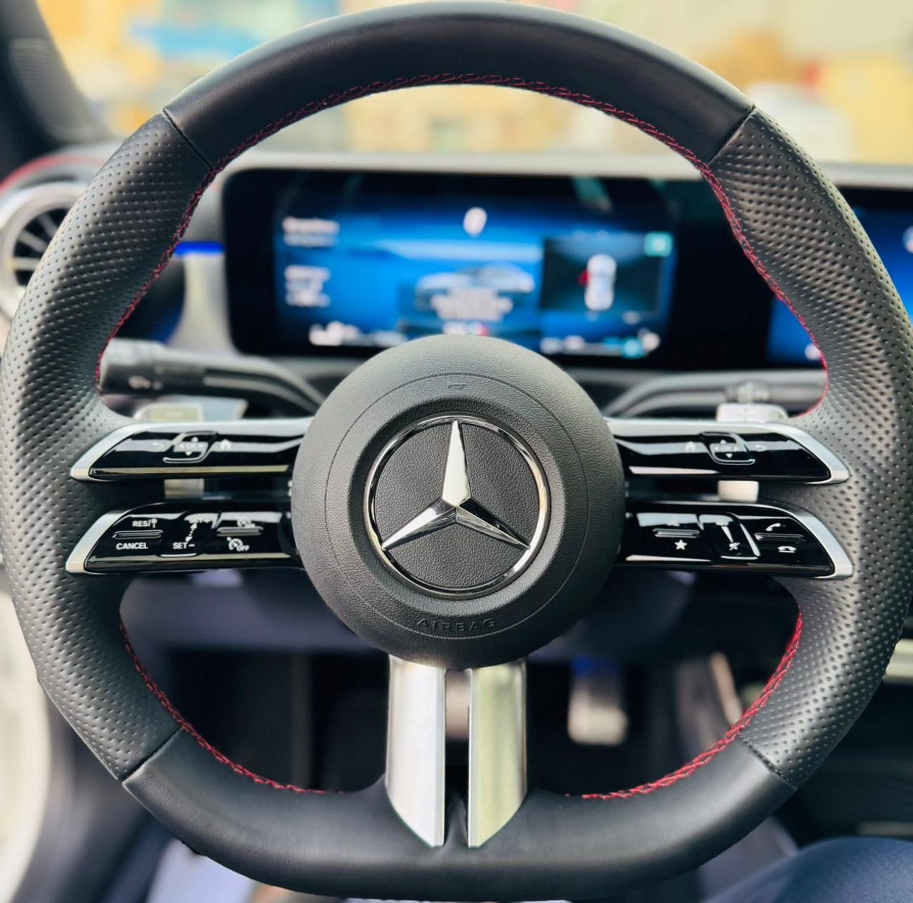 مرسيدس بنز CLA 250 Premium + 2.0L