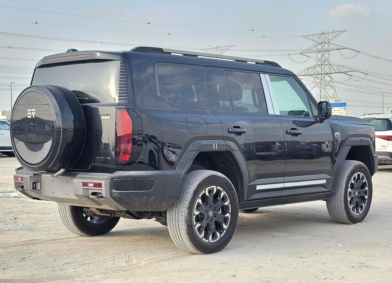 Jetour G700 Luxury 2.0T 150km Enjoy Edition 6-seater 2025 BLACK ORANGE INTERIOR Plug In Hybrid