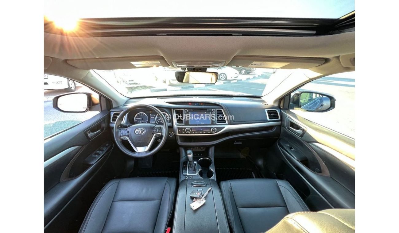 Toyota Highlander *Offer*2018 TOYOTA HIGHLANDER XLE 4X4 / EXPORT ONLY / فقط للتصدير