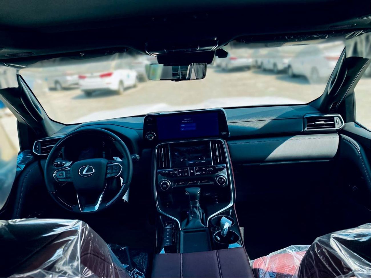 Lexus LX 600 LEXUS LX600 URBAN 3.5TT PETROL 2025 MODEL GCC