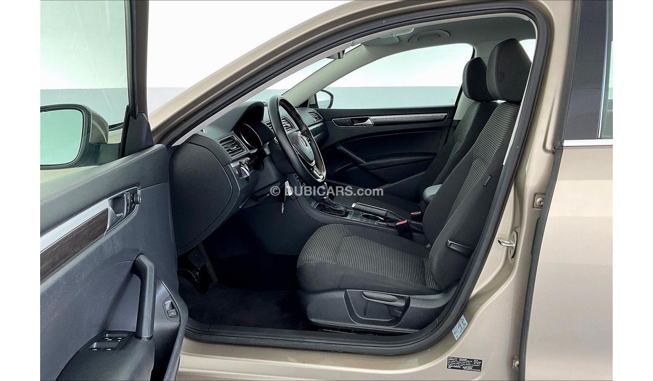 Volkswagen Passat SE