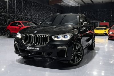 BMW X5 M50i 4.4L