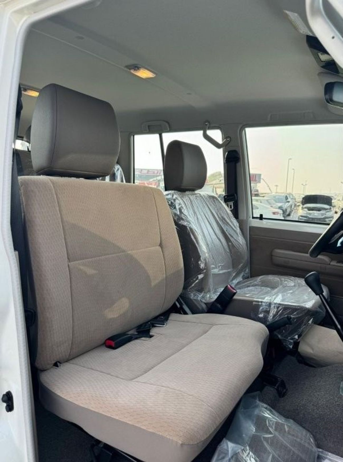 Toyota Land Cruiser 70 TOYOTA LANDCRUISER 76 4.0L V6 PETROL GRADE E MANUAL