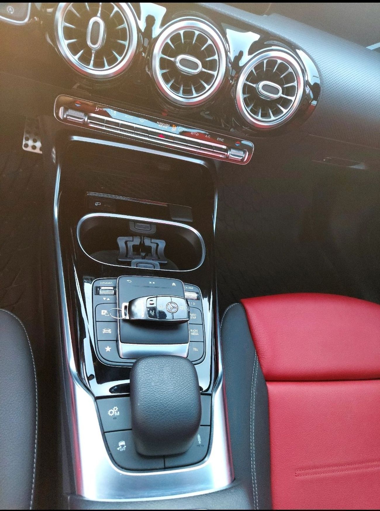 مرسيدس بنز A 35 AMG Premium + 2.0L