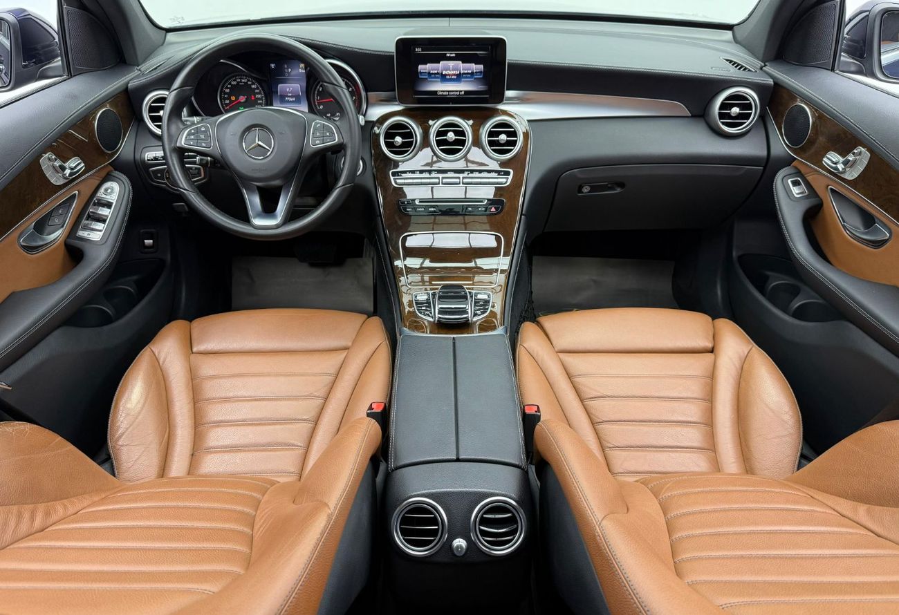 مرسيدس بنز GLC 250 4MATIC 2.0L 2017 Mercedes-Benz GLC 250 4MATIC, Agency Full Service History, GCC
