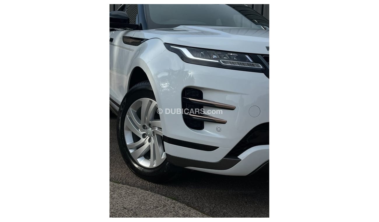 لاند روفر رانج روفر إيفوك NEW P300e R-Dynamic Right Hand Drive