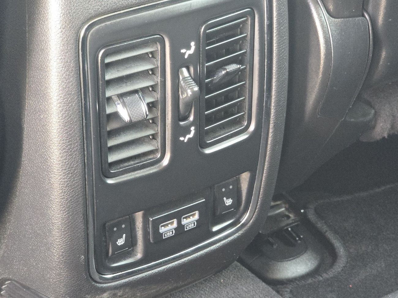 دودج دورانجو R/T 5.7L 4WD