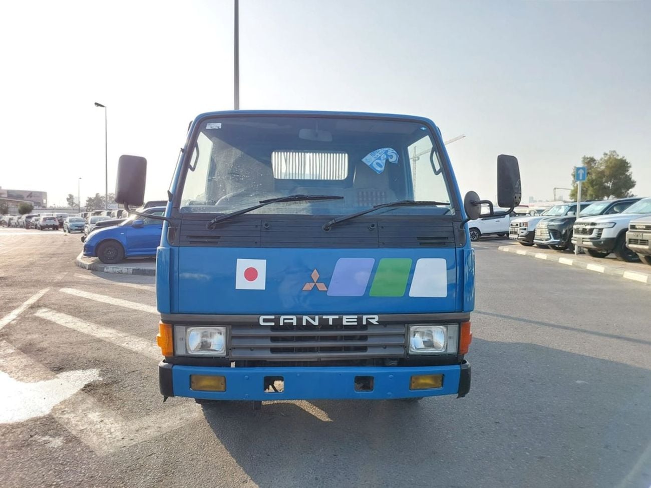 Mitsubishi Fuso Canter (RAMADAN OFFER) MITSUBISHI CANTER TRUCK RHD 1988 MODEL 8.4 L DIESEL MANUAL(PM427337)