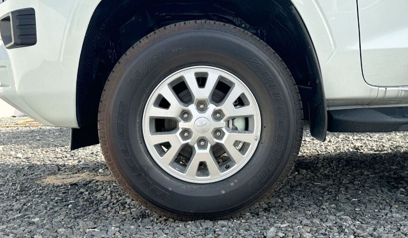 Mitsubishi L200 GLX 2.4L